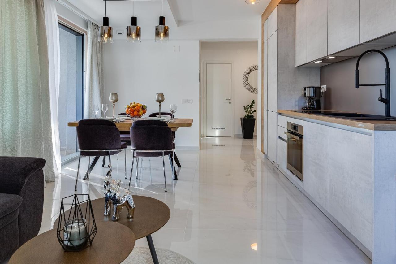 Diamond Two Bedroom Apartment Zára Kültér fotó