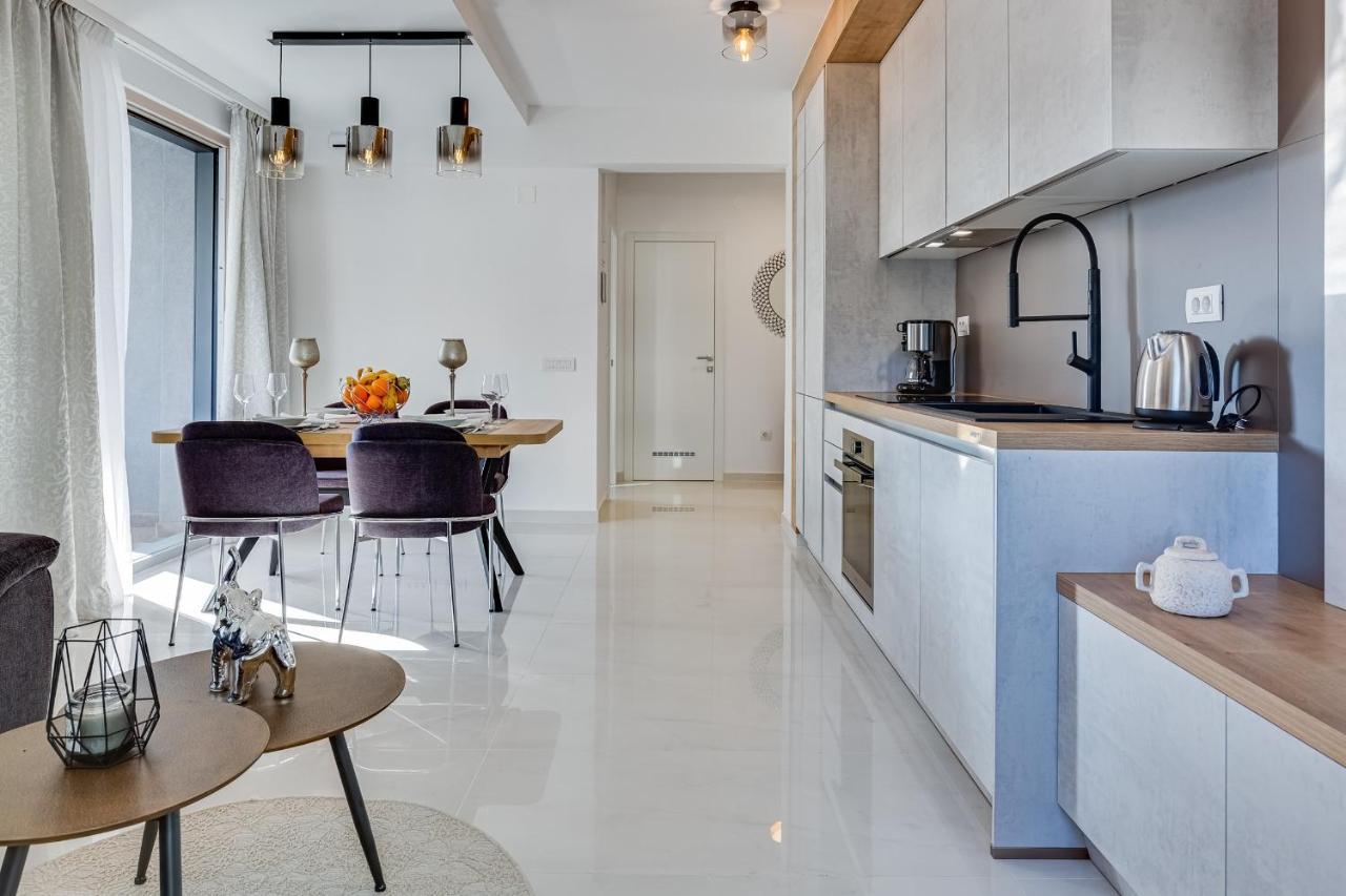Diamond Two Bedroom Apartment Zára Kültér fotó